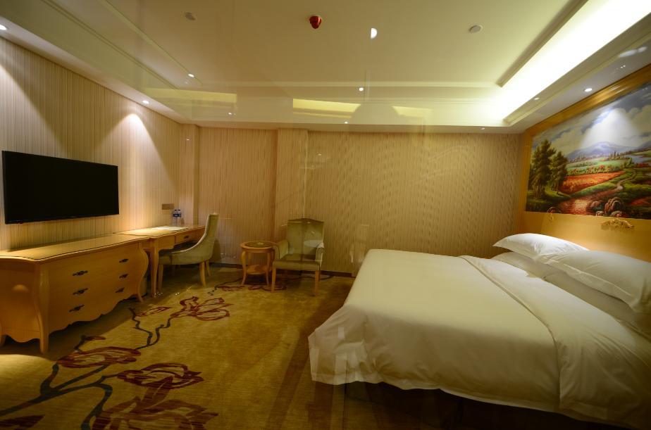 Vienna International Hotel Shajing Heyi Branch Shenzhen Exterior foto